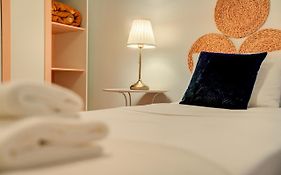 Chalet D'Avila Guest House